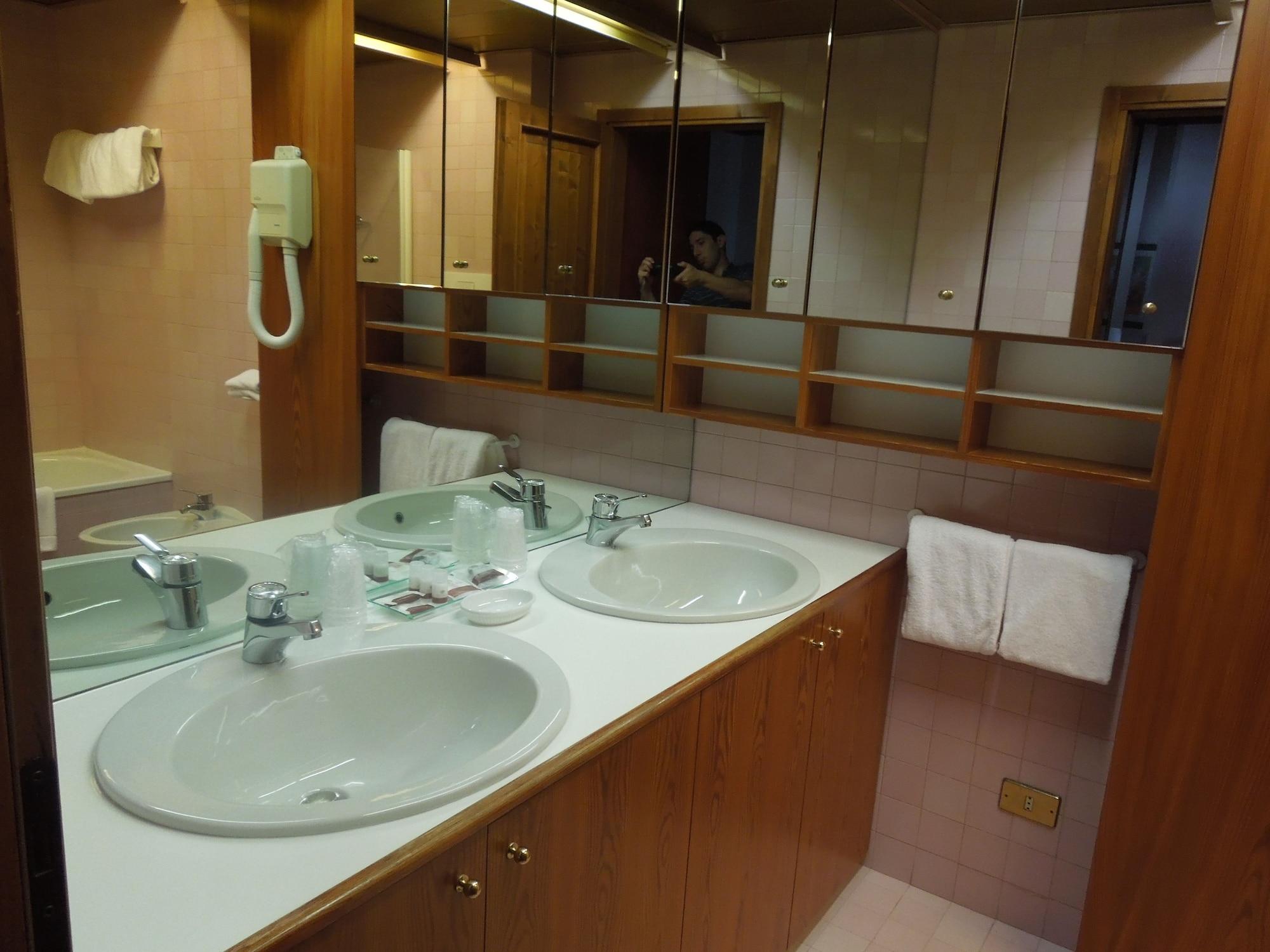 Hotel Mirage Κορτίνα Ντ' Αμπέτσο Εξωτερικό φωτογραφία