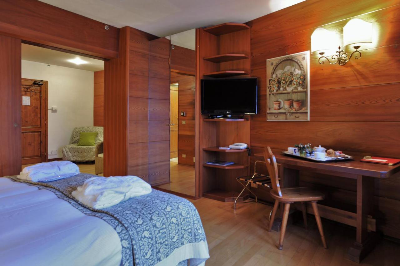 Hotel Mirage Κορτίνα Ντ' Αμπέτσο Εξωτερικό φωτογραφία
